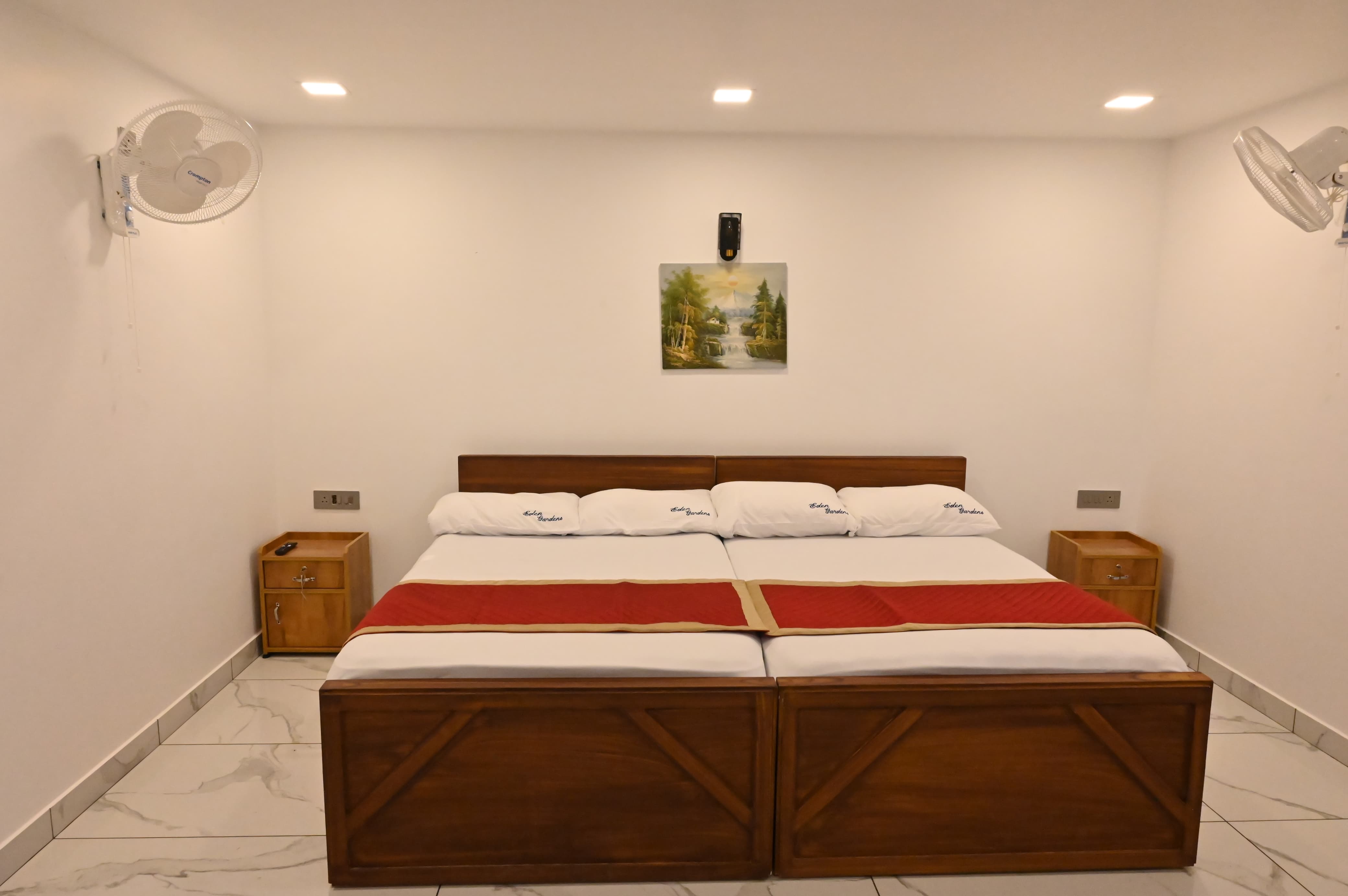 Mountain View Deluxe Room
